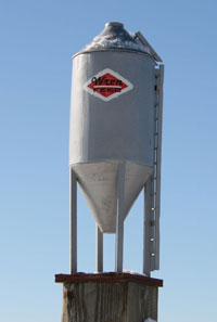 Grain silo Wren birdhouse.